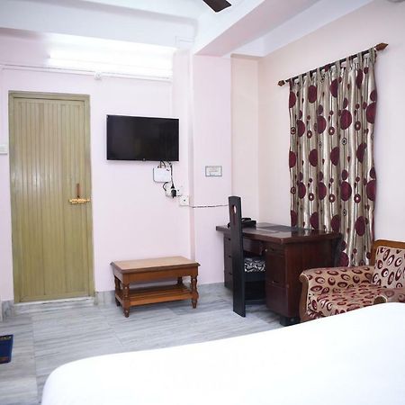 สปอต ออน 37646 โฮเต็ล เซ็นเตอร์ พลาซา Hotel ซิลชาร์ ภายนอก รูปภาพ