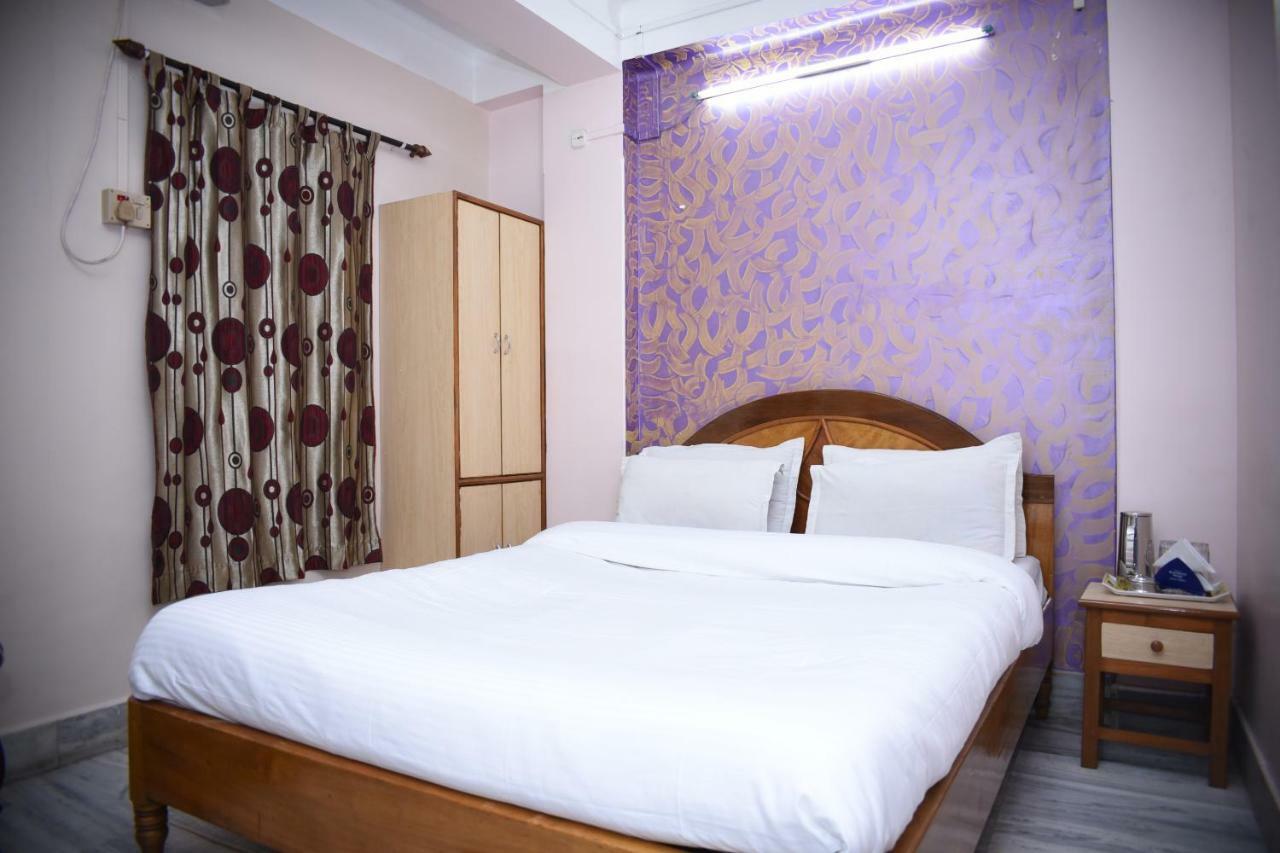 สปอต ออน 37646 โฮเต็ล เซ็นเตอร์ พลาซา Hotel ซิลชาร์ ภายนอก รูปภาพ