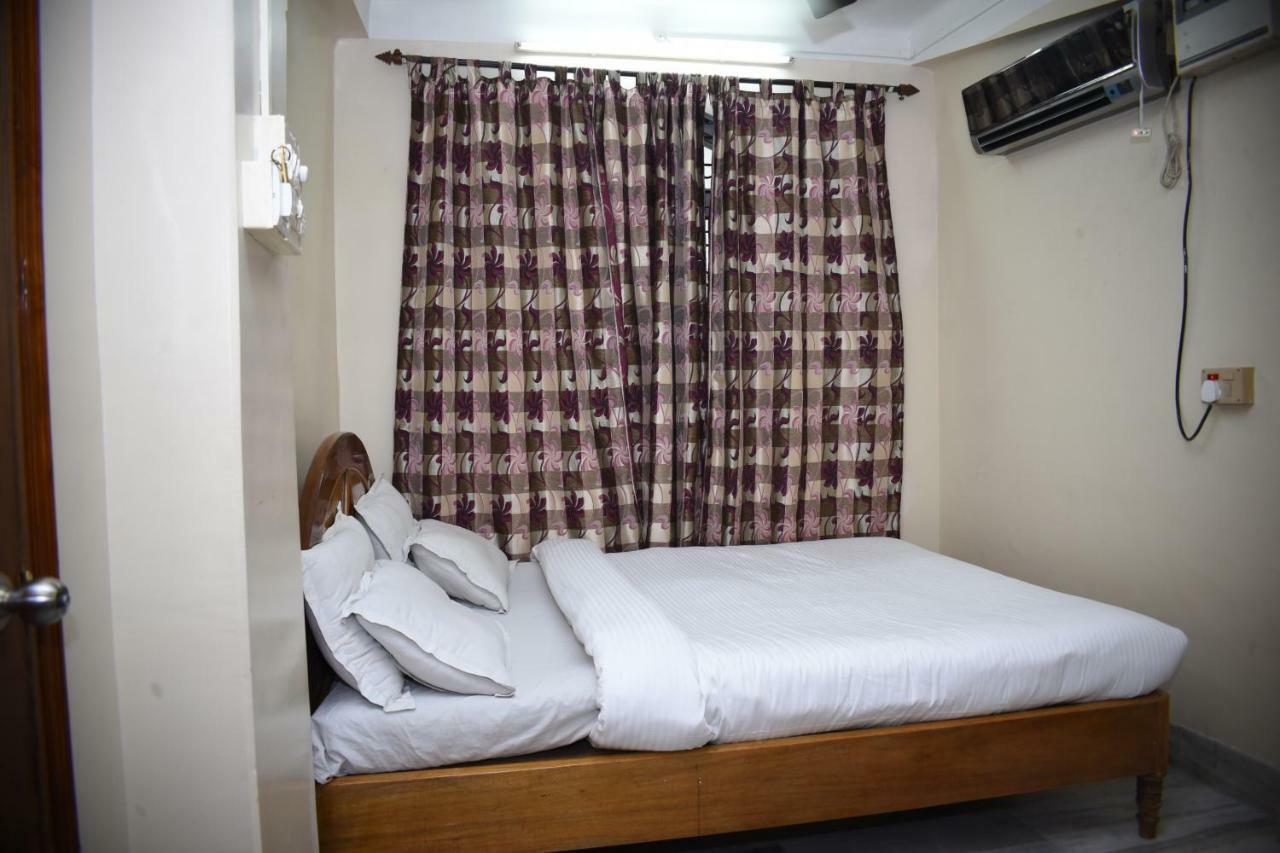สปอต ออน 37646 โฮเต็ล เซ็นเตอร์ พลาซา Hotel ซิลชาร์ ภายนอก รูปภาพ
